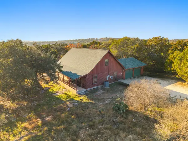 1045 Bellewood, Canyon Lake, TX 78133