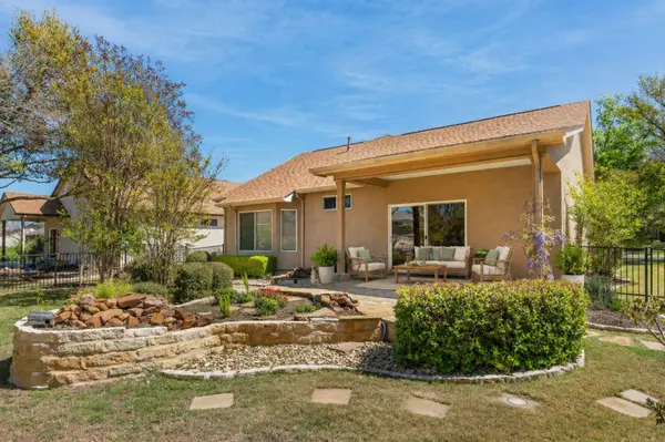 516 Texas DR, Georgetown, TX 78633