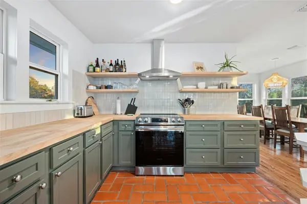 550 Cliffside RD, Wimberley, TX 78676
