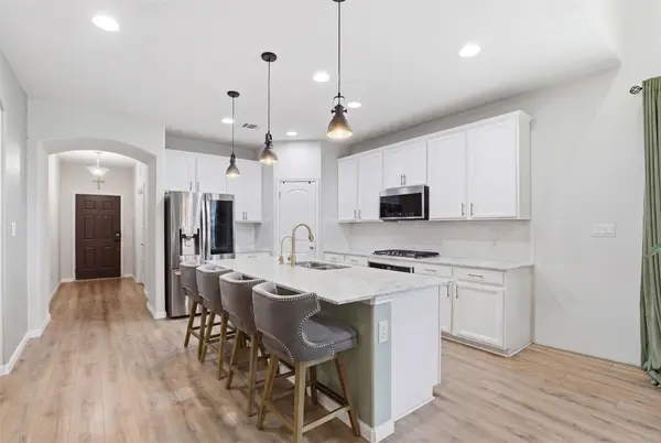 119 Duroc DR, Hutto, TX 78634