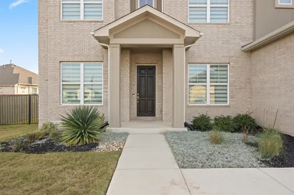 213 Great Lawn BND, Liberty Hill, TX 78642