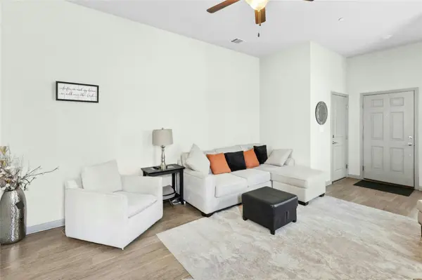 2800 Joe Dimaggio BLVD #96, Round Rock, TX 78665
