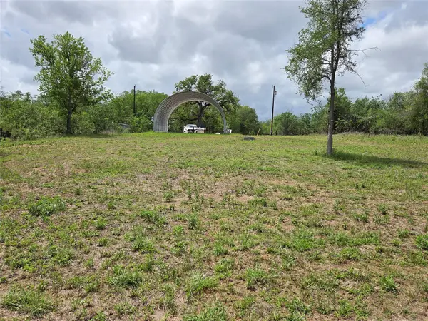 993 Highway 304, Bastrop, TX 78602