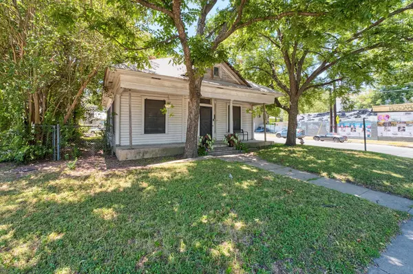 2201 E Cesar Chavez ST, Austin, TX 78702
