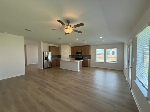 128 Skyview Farm LN, Liberty Hill, TX 78642