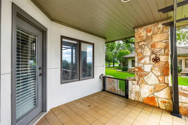 1607 Clubhouse Hill DR, Spicewood, TX 78669