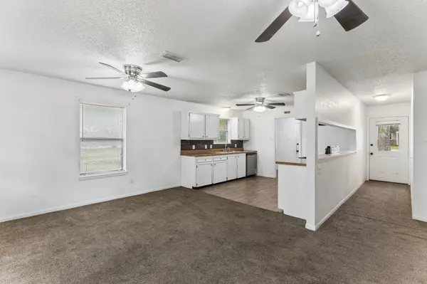 302 Harris ST, Smithville, TX 78957