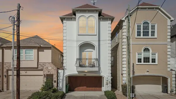 5736 Petty ST, Houston, TX 77007
