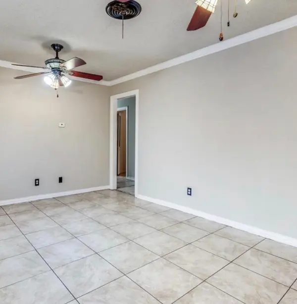 4744 Richard ST, Forest Hill, TX 76119