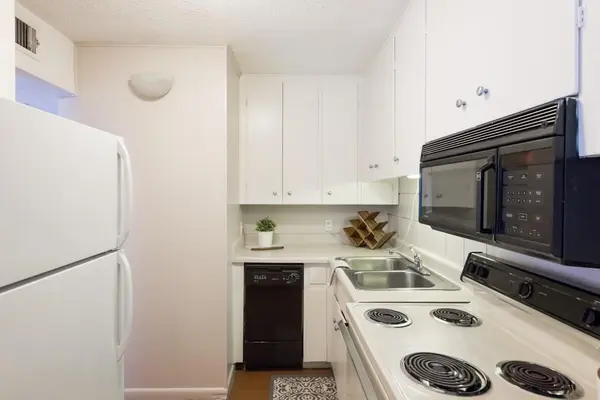 3212 Red River ST #109, Austin, TX 78705