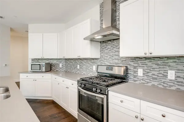 908 Nueces ST #12, Austin, TX 78701