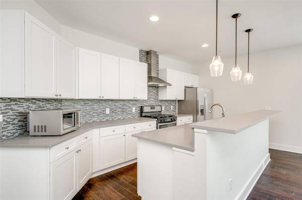 908 Nueces ST #12, Austin, TX 78701
