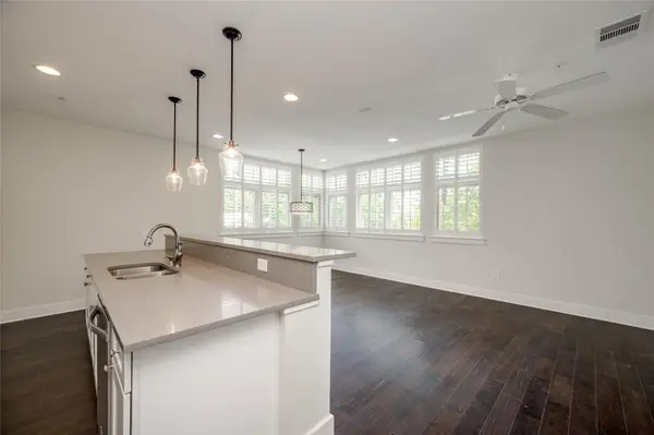 908 Nueces ST #12, Austin, TX 78701