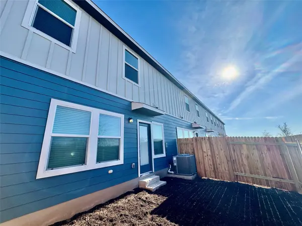 104 Calcite RD #1, Kyle, TX 78640