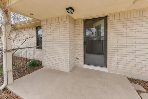 182 Norma Jean BLVD, Smithville, TX 78957