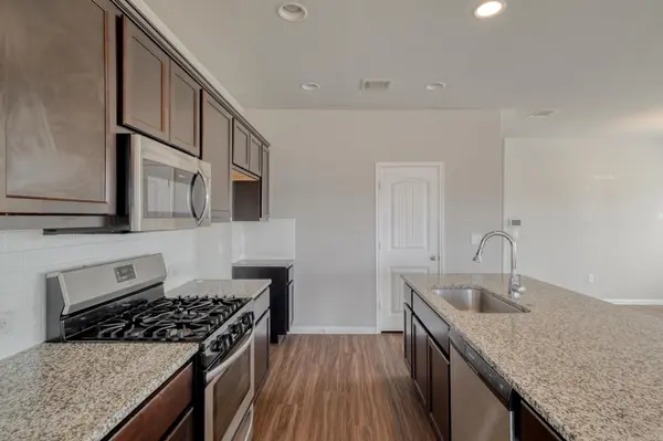 108 Kleberg CT, Georgetown, TX 78626