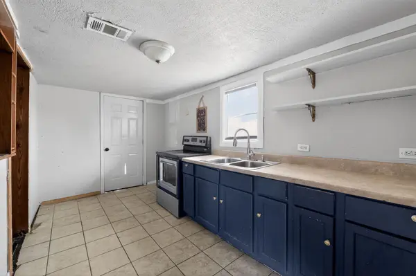 706 W 5th ST, Hearne, TX 77859