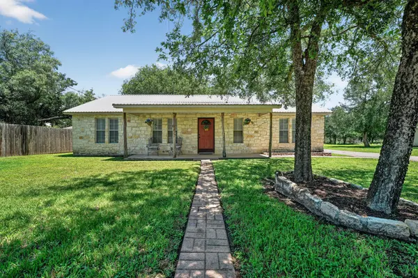 629 Birch LN, Cottonwood Shores, TX 78657