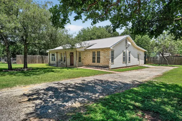 629 Birch LN, Cottonwood Shores, TX 78657