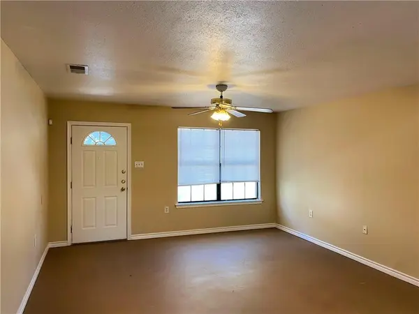 204 Hall ST #A, Elgin, TX 78621