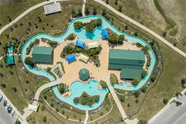 176 Willow Leaf LN, Buda, TX 78610