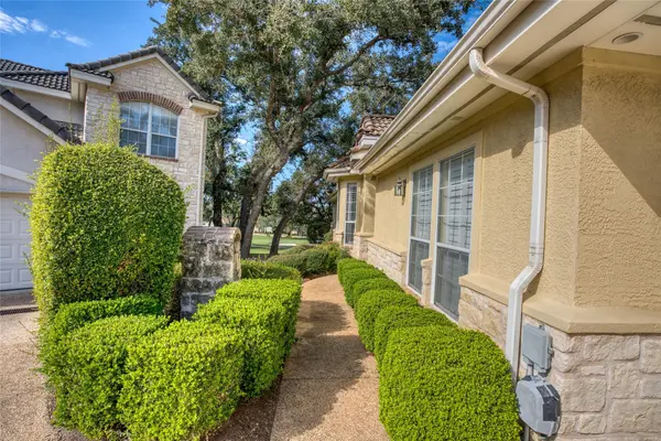 219 The Hills DR #5, The Hills, TX 78738
