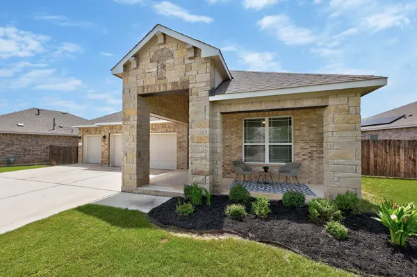 2413 Star Hill Ranch ST, Georgetown, TX 78628
