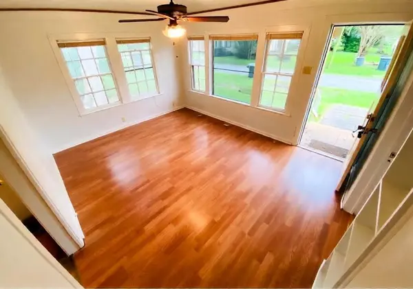 365 E Irby ST, Beaumont, TX 77705