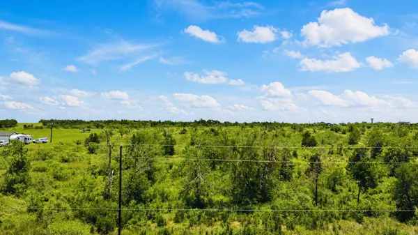 2500 NE County Road 466 DR, Elgin, TX 78621