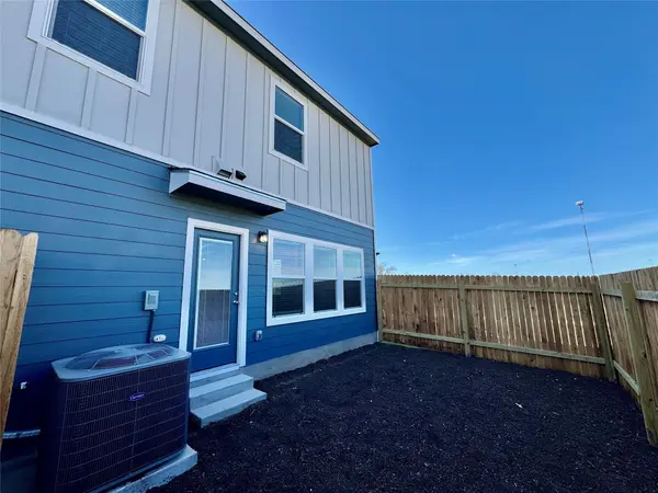 105 Calcite RD #1, Kyle, TX 78640
