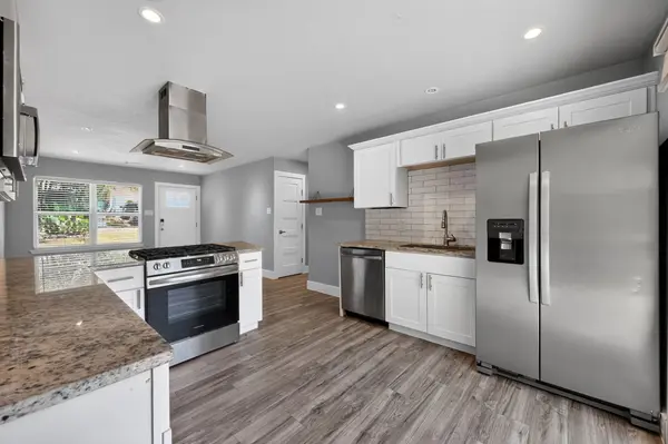 2321 Lakehurst DR, Austin, TX 78744
