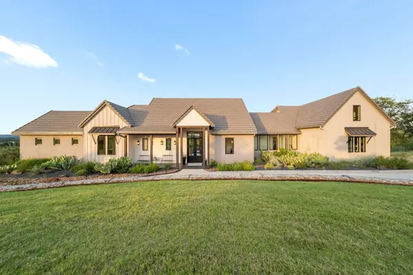 111 Rock N Robyn Trail, Horseshoe Bay, TX 78657