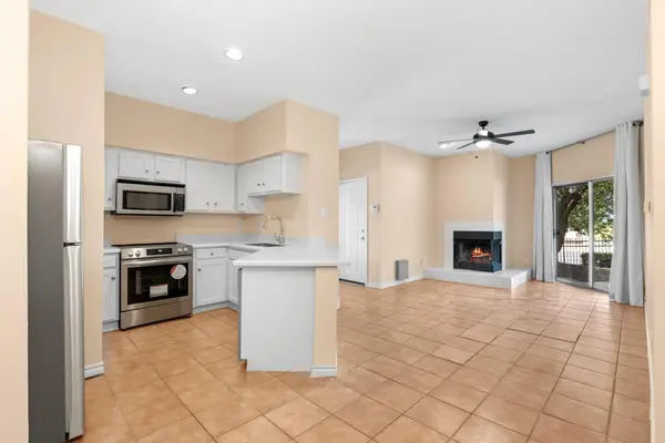 2450 Wickersham LN #109, Austin, TX 78741