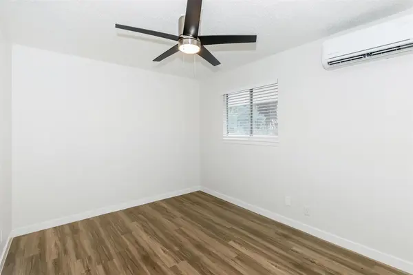609 E 45th ST #104, Austin, TX 78751