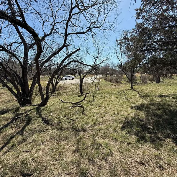 808 Sky LN, Horseshoe Bay, TX 78657