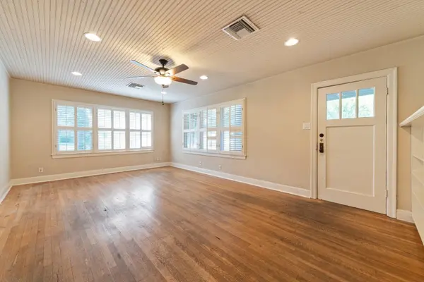921 E 37 ST #A&B, Austin, TX 78705