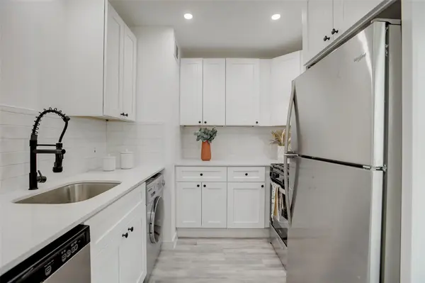 1200 E 52nd ST #209, Austin, TX 78723