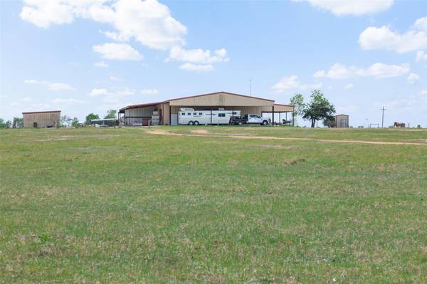 131 CR 279, Kosse, TX 76653