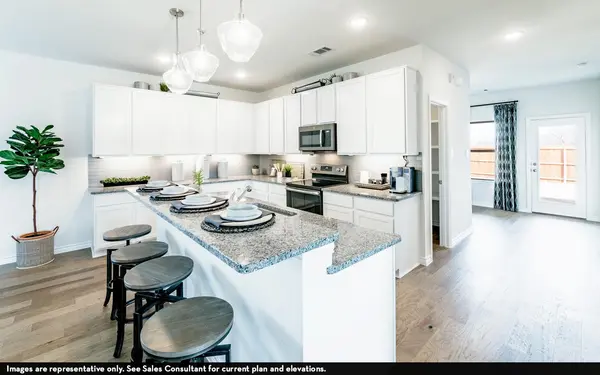 1241 Marvin GRV, Seguin, TX 78155