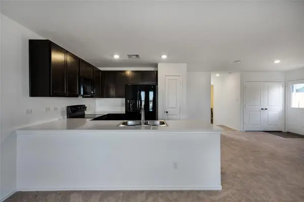 1131 Largemouth LN, Bastrop, TX 78602