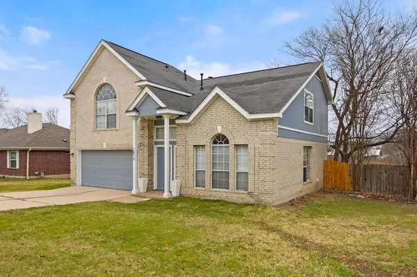 1813 Whirlwind TRL, Round Rock, TX 78664
