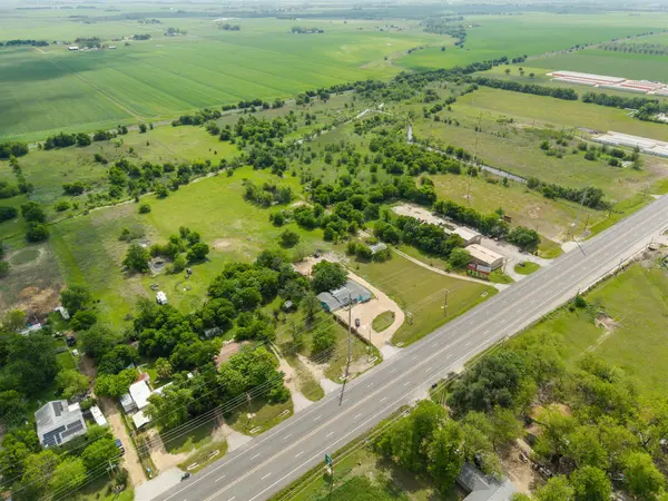 3101 S Hwy 95, Taylor, TX 76574