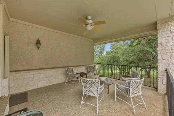 223 The Hills DR #3, Austin, TX 78738