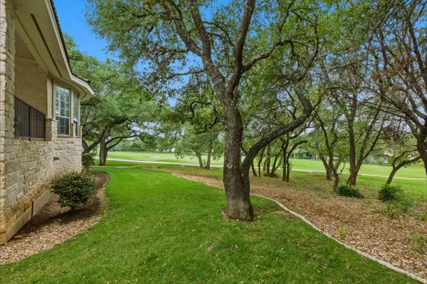223 The Hills DR #3, Austin, TX 78738