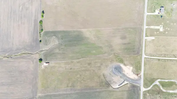 450 County Road 423, Taylor, TX 76574