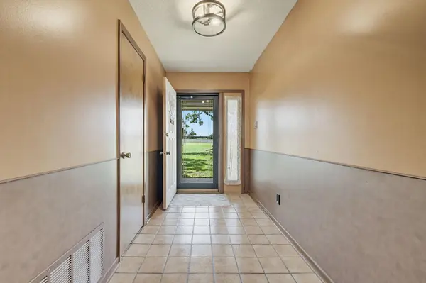 120 Rae LN, Jarrell, TX 76537
