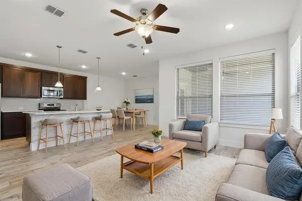 460 Parkline DR #34B, Georgetown, TX 78626
