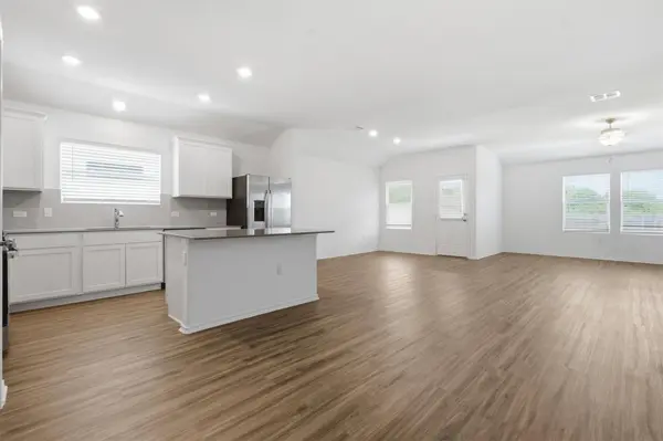 10525 Steinbeck DR, Austin, TX 78747