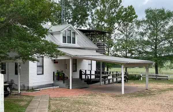 1241 Post OakPoint RD, New Ulm, TX 78950