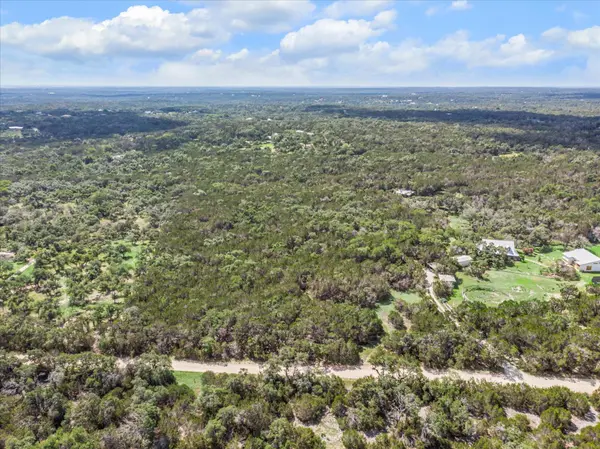 2453 S Rainbow Ranch RD S, Wimberley, TX 78676